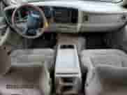 ✅ 2001 Chevrolet Suburban • VIN: 1GNEC16T81J295081 • Лот: 87960035. Опубликован ранее на Copart с пробегом 214 846 миль. Бесплатный доступ к архиву аукционных продаж из США и подробный отчёт об истории автомобиля на DreamBid. Изображение 8.