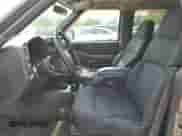 2004 Chevrolet Blazer Fleet z VIN 1GNCS13XX4K105491, wystawiony jako Copart lot #59586045 z przebiegiem 122 122 mil mil oraz Czysty tytuł • Clean title. Historia ofert i sprzedaży dostępna na DreamBid. Obrazek 7.