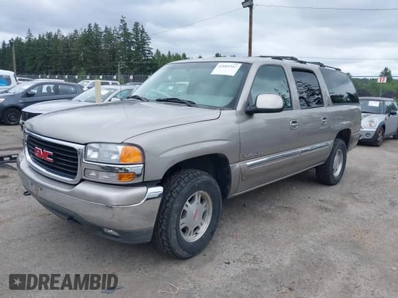 ✅ 2001 GMC Yukon XL SLT • VIN: 1GKFK16T11J187325 • Lot: 42685347. Listed on IAAI with 132,331 mi. Free auction sales archive from the USA and detailed vehicle history report at DreamBid. Image 2.