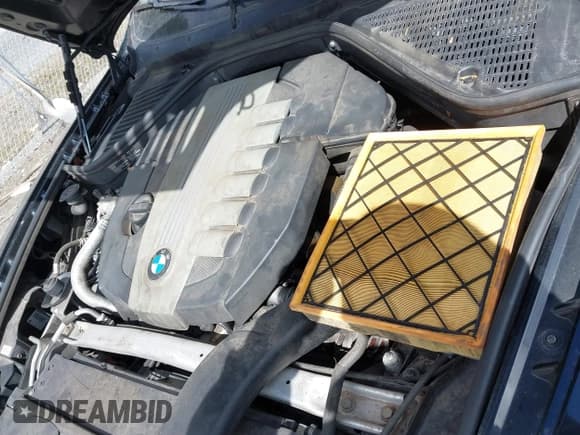 ✅ 2012 BMW X5 35d • VIN: 5UXZW0C59CL666269 • Lot: 41766000. Listed on IAAI with 181,794 mi. Free auction sales archive from the USA and detailed vehicle history report at DreamBid. Image 10.