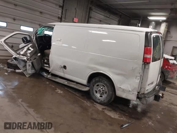 ✅ 2016 GMC Savana Cargo • VIN: 1GTW7AFF8G1261629 • Лот: 41579429. Опубликован ранее на IAAI с пробегом 92 566 миль. Бесплатный доступ к архиву аукционных продаж из США и подробный отчёт об истории автомобиля на DreamBid. Изображение 3.