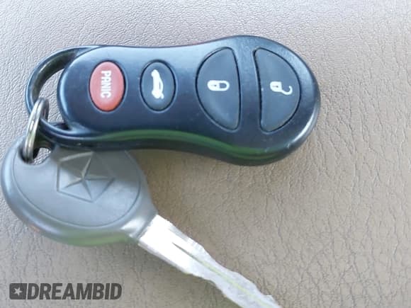 ✅ 2000 Chrysler 300M M • VIN: 2C3HE66G5YH260045 • Lot: 43210606. Wystawiony na IAAI z przebiegiem 113 030 mil. Bezpłatny archiwum sprzedaży aukcyjnych z USA i szczegółowy raport historii pojazdu na DreamBid. Zdjęcie 11.