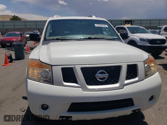 ✅ 2014 Nissan Armada SV • VIN: 5N1AA0NC9EN605130 • Лот: 62556195. Опубликован ранее на Copart с пробегом 137 548 миль. Бесплатный доступ к архиву аукционных продаж из США и подробный отчёт об истории автомобиля на DreamBid. Изображение 5.