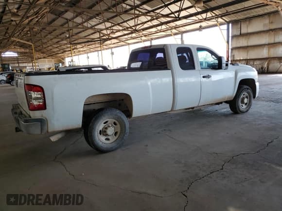✅ 2010 Chevrolet Silverado 1500 • VIN: 1GC5CVBG3AZ220914 • Лот: 58225265. Опубликован ранее на Copart с пробегом 333 231 миль. Бесплатный доступ к архиву аукционных продаж из США и подробный отчёт об истории автомобиля на DreamBid. Изображение 3.