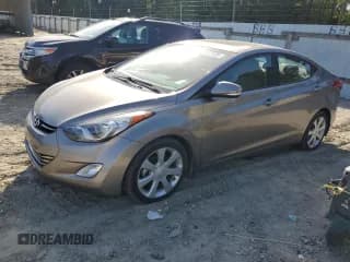 ✅ 2013 Hyundai Elantra GLS • VIN: 5NPDH4AE2DH335460 • Лот: 85127435. Опубликован ранее на Copart с пробегом 76 018 миль. Бесплатный доступ к архиву аукционных продаж из США и подробный отчёт об истории автомобиля на DreamBid. Изображение 1.