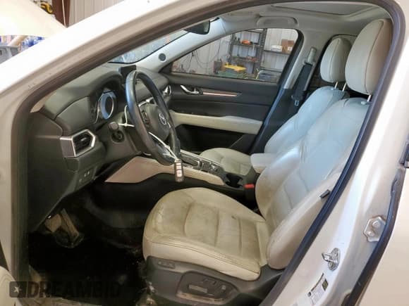 ✅ 2018 Mazda CX-5 Grand Touring • VIN: JM3KFBDM7J0344272 • Лот: 81642645. Опубликован ранее на Copart с пробегом 80 955 миль. Бесплатный доступ к архиву аукционных продаж из США и подробный отчёт об истории автомобиля на DreamBid. Изображение 7.