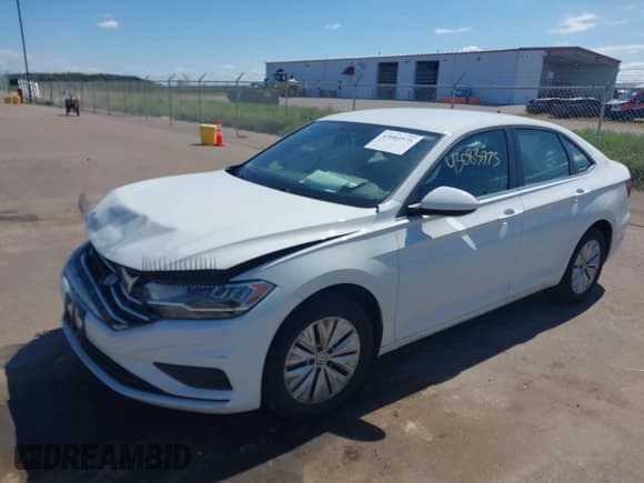 ✅ 2020 Volkswagen Jetta S • VIN: 3VWC57BU3LM077502 • Lot: 43083975. Listed on IAAI with 35,325 mi. Free auction sales archive from the USA and detailed vehicle history report at DreamBid. Image 17.