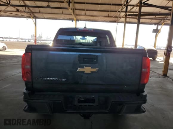 ✅ 2017 Chevrolet Colorado 2WD WT • VIN: 1GCGSBEN1H1238969 • Лот: 71283674. Опубликован ранее на Copart с пробегом 34 206 миль. Бесплатный доступ к архиву аукционных продаж из США и подробный отчёт об истории автомобиля на DreamBid. Изображение 6.