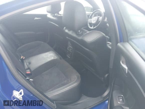 ✅ 2022 Dodge Charger R/T • VIN: 2C3CDXCT5NH149916 • Lot: 42338448. Listed on IAAI with 28,045 mi. Free auction sales archive from the USA and detailed vehicle history report at DreamBid. Image 8.