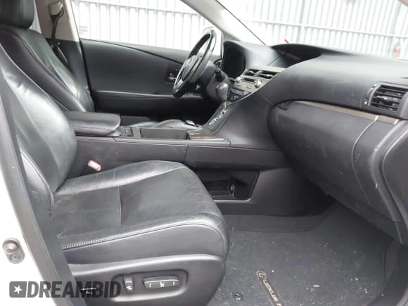 ✅ 2013 Lexus RX 350 • VIN: 2T2BK1BA1DC185231 • Лот: 43729193. Опубликован ранее на IAAI с пробегом 164 624 миль. Бесплатный доступ к архиву аукционных продаж из США и подробный отчёт об истории автомобиля на DreamBid. Изображение 5.