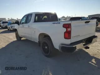 ✅ 2020 Chevrolet Silverado 1500 LT • VIN: 1GCRYDED2LZ245367 • Lot: 75918094. Wystawiony na Copart z przebiegiem 75 545 mil. Bezpłatny archiwum sprzedaży aukcyjnych z USA i szczegółowy raport historii pojazdu na DreamBid. Zdjęcie 2.