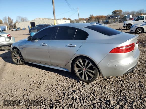 ✅ 2017 Jaguar XE 35t R-Sport • VIN: SAJAL4BV4HA959971 • Lot: 91518775. Wystawiony na Copart z przebiegiem 71 174 mil. Bezpłatny archiwum sprzedaży aukcyjnych z USA i szczegółowy raport historii pojazdu na DreamBid. Zdjęcie 2.