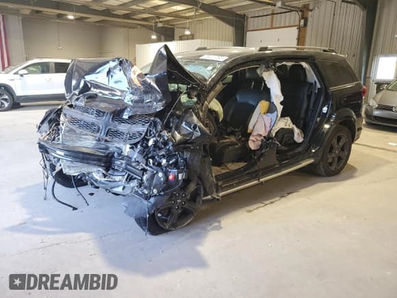 ✅ 2019 Dodge Journey Crossroad • VIN: 3C4PDDGG3KT794933 • Лот: 68431085. Опубликован ранее на Copart с пробегом Не указан. Бесплатный доступ к архиву аукционных продаж из США и подробный отчёт об истории автомобиля на DreamBid. Изображение 1.