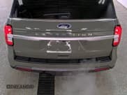 ✅ 2024 Ford Expedition XLT • VIN: 1FMJU1J86REA72349 • Lot: 43944786. Wystawiony na IAAI z przebiegiem 54 528 mil. Bezpłatny archiwum sprzedaży aukcyjnych z USA i szczegółowy raport historii pojazdu na DreamBid. Zdjęcie 45.