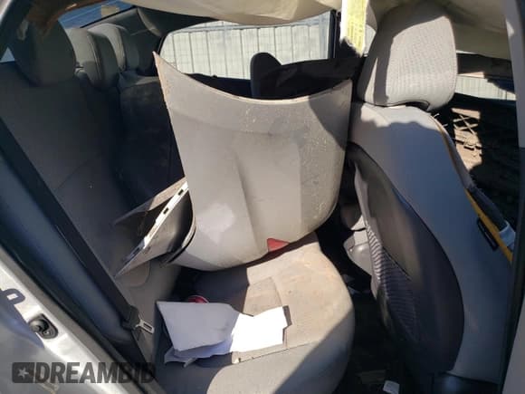 ✅ 2013 Hyundai Accent GLS • VIN: KMHCT4AE7DU469229 • Лот: 74600514. Опубликован ранее на Copart с пробегом Не указан. Бесплатный доступ к архиву аукционных продаж из США и подробный отчёт об истории автомобиля на DreamBid. Изображение 10.