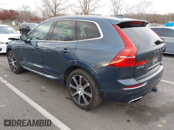 ✅ 2018 Volvo XC60 Inscription • VIN: YV4A22RL9J1042389 • Lot: 43665707. Listed on IAAI with 75,177 mi. Free auction sales archive from the USA and detailed vehicle history report at DreamBid. Image 3.