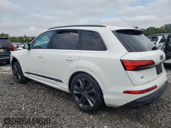 ✅ 2025 Audi Q7 Prestige • VIN: WA1VVBF70SD010962 • Lot: 69800555. Listed on Copart with 4,433 mi. Free auction sales archive from the USA and detailed vehicle history report at DreamBid. Image 2.