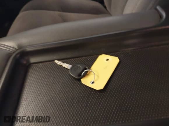 2006 Chevrolet Silverado 1500 Work Truck с VIN 1GCEC19X26Z291169, выставлен на аукционе IAAI как лот 43393208 с пробегом 198 548 миль миль и . История ставок и продаж доступна на DreamBid. Изображение 11.