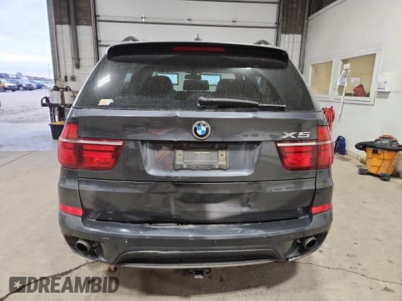 ✅ 2011 BMW X5 35d • VIN: 5UXZW0C55BL658720 • Лот: 93636955. Опубликован ранее на Copart с пробегом 194 975 миль. Бесплатный доступ к архиву аукционных продаж из США и подробный отчёт об истории автомобиля на DreamBid. Изображение 6.