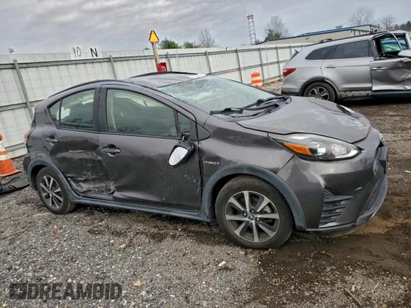 ✅ 2019 Toyota Prius L • VIN: JTDKDTB31K1624957 • Лот: 92352425. Опубликован ранее на Copart с пробегом 80 532 миль. Бесплатный доступ к архиву аукционных продаж из США и подробный отчёт об истории автомобиля на DreamBid. Изображение 4.