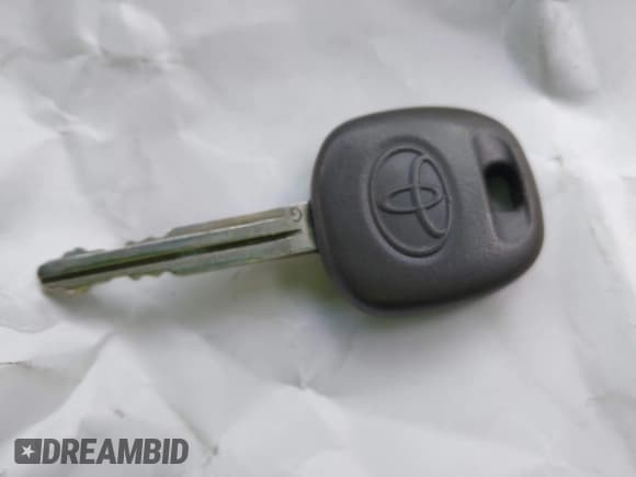 ✅ 2013 Toyota Sienna LE AAS • VIN: 5TDKK3DC0DS318471 • Lot: 43518030. Listed on IAAI with 199,893 mi. Free auction sales archive from the USA and detailed vehicle history report at DreamBid. Image 11.