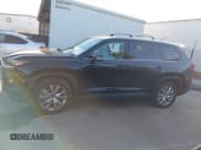 ✅ 2024 Toyota Highlander XLE • VIN: 5TDAAAA53RS017497 • Lot: 43622769. Listed on IAAI with 13,047 mi. Free auction sales archive from the USA and detailed vehicle history report at DreamBid. Image 14.