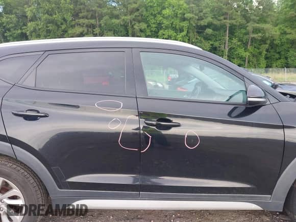 2018 Hyundai Tucson SEL z VIN KM8J33A43JU675099, wystawiony jako IAAI lot #42525066 z przebiegiem 130 289 mil mil oraz . Historia ofert i sprzedaży dostępna na DreamBid. Obrazek 14.