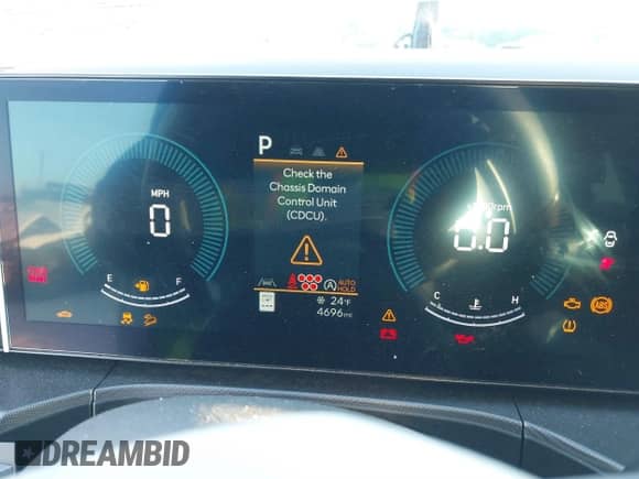 2024 Hyundai Santa Fe SE с VIN 5NMP1DGL9RH045678, выставлен на аукционе IAAI как лот 41245889 с пробегом 4 696 миль миль и . История ставок и продаж доступна на DreamBid. Изображение 7.