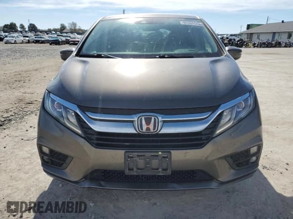 ✅ 2019 Honda Odyssey EX-L • VIN: 5FNRL6H77KB044035 • Lot: 91326945. Wystawiony na Copart z przebiegiem 117 987 mil. Bezpłatny archiwum sprzedaży aukcyjnych z USA i szczegółowy raport historii pojazdu na DreamBid. Zdjęcie 5.