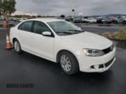 ✅ 2011 Volkswagen Jetta SE • VIN: 3VWDZ7AJ0BM098256 • Lot: 93131105. Wystawiony na Copart z przebiegiem 49 736 mil. Bezpłatny archiwum sprzedaży aukcyjnych z USA i szczegółowy raport historii pojazdu na DreamBid. Zdjęcie 4.