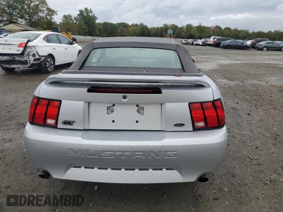 ✅ 2000 Ford Mustang GT • VIN: 1FAFP45XXYF256180 • Lot: 85671225. Listed on Copart with Not provided. Free auction sales archive from the USA and detailed vehicle history report at DreamBid. Image 6.