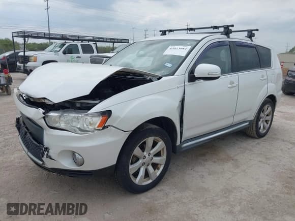 ✅ 2012 Mitsubishi Outlander GT • VIN: JA4JS4AX4CU003606 • Lot: 43053084. Listed on IAAI with 99,468 mi. Free auction sales archive from the USA and detailed vehicle history report at DreamBid. Image 2.