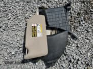 ✅ 2008 Lexus RX 400h • VIN: JTJHW31U182857834 • Lot: 63237645. Wystawiony na Copart z przebiegiem 177 699 mil. Bezpłatny archiwum sprzedaży aukcyjnych z USA i szczegółowy raport historii pojazdu na DreamBid. Zdjęcie 13.