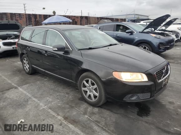 ✅ 2009 Volvo V70 • VIN: YV1BW982591100324 • Lot: 82228734. Wystawiony na Copart z przebiegiem 103 412 mil. Bezpłatny archiwum sprzedaży aukcyjnych z USA i szczegółowy raport historii pojazdu na DreamBid. Zdjęcie 4.