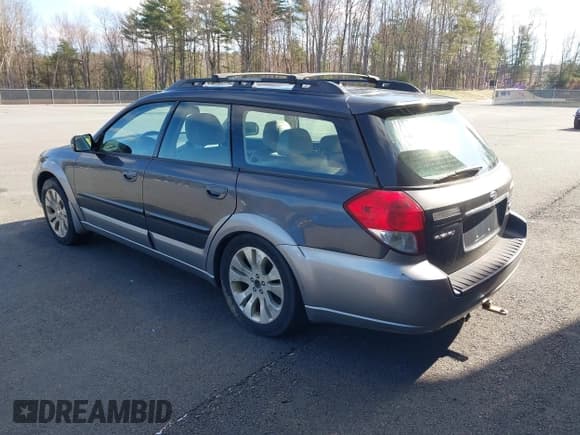 ✅ 2008 Subaru Outback L.L. Bean • VIN: 4S4BP86C884317948 • Лот: 41971595. Опубликован ранее на IAAI с пробегом 172 542 миль. Бесплатный доступ к архиву аукционных продаж из США и подробный отчёт об истории автомобиля на DreamBid. Изображение 3.