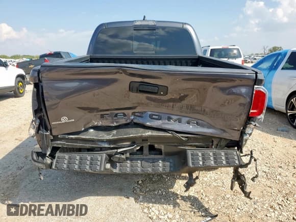 ✅ 2023 Toyota Tacoma TRD Off Road • VIN: 3TYCZ5AN0PT165987 • Lot: 90329665. Listed on Copart with 24,860 mi. Free auction sales archive from the USA and detailed vehicle history report at DreamBid. Image 6.