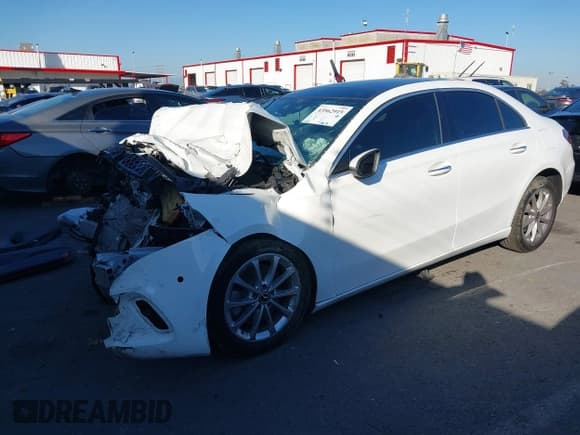 ✅ 2020 Mercedes-Benz A 220 • VIN: W1K3G4EB7LW046328 • Lot: 43562915. Listed on IAAI with Not provided. Free auction sales archive from the USA and detailed vehicle history report at DreamBid. Image 19.