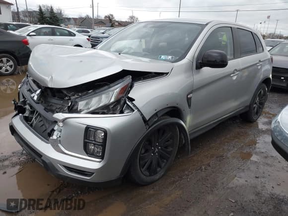 ✅ 2022 Mitsubishi Outlander ES • VIN: JA4APUAUXNU018315 • Lot: 43797416. Listed on IAAI with 16,236 mi. Free auction sales archive from the USA and detailed vehicle history report at DreamBid. Image 2.