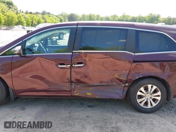 ✅ 2014 Honda Odyssey EX-L • VIN: 5FNRL5H64EB076088 • Lot: 42144781. Listed on IAAI with 174,135 mi. Free auction sales archive from the USA and detailed vehicle history report at DreamBid. Image 6.