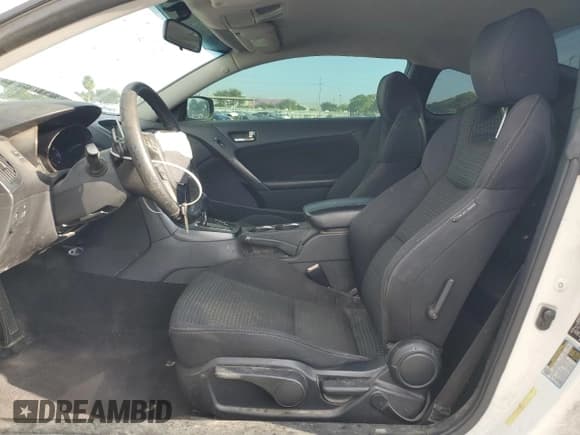 ✅ 2012 Hyundai Genesis Coupe 2.0T • VIN: KMHHT6KD9CU074507 • Лот: 81594825. Опубликован ранее на Copart с пробегом 122 909 миль. Бесплатный доступ к архиву аукционных продаж из США и подробный отчёт об истории автомобиля на DreamBid. Изображение 7.