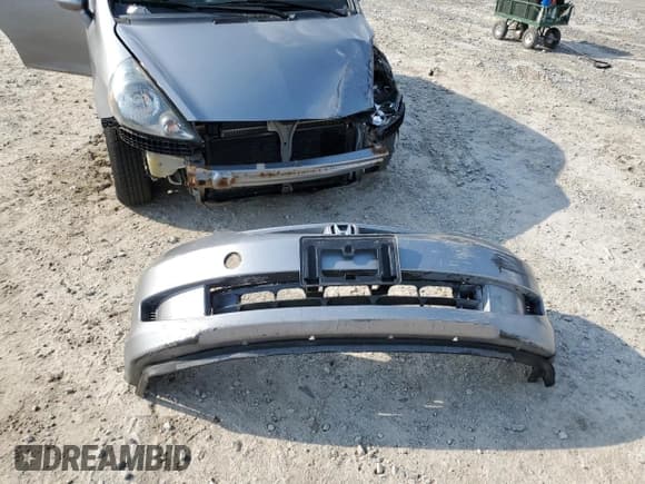 ✅ 2008 Honda Fit • VIN: JHMGD38468S018402 • Lot: 65961314. Listed on Copart with 99,093 mi. Free auction sales archive from the USA and detailed vehicle history report at DreamBid. Image 12.