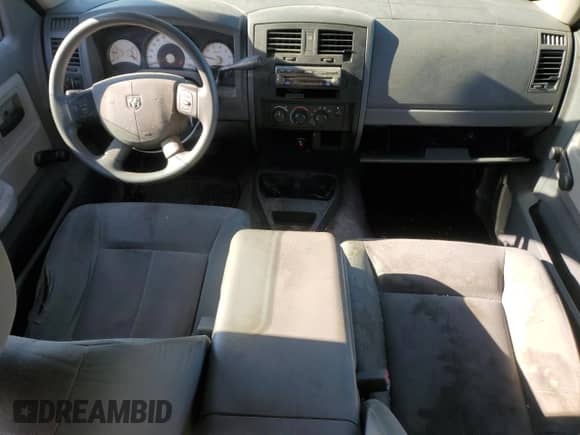 2005 Dodge Dakota ST with VIN 1D7HE28KX5S204098, listed as a Copart auction lot 69924624 with 326,213 mi miles and Salvage title. Bid and sale history available at DreamBid. Image 8.