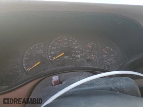 ✅ 2001 Chevrolet Suburban LT • VIN: 3GNFK16T01G254677 • Лот: 41393495. Опубликован ранее на Copart с пробегом Не указан. Бесплатный доступ к архиву аукционных продаж из США и подробный отчёт об истории автомобиля на DreamBid. Изображение 9.