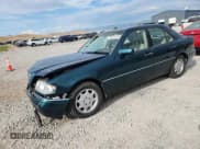 ✅ 1995 Mercedes-Benz C 2.8L • VIN: WDBHA28E5SF171109 • Лот: 70475315. Опубликован ранее на Copart с пробегом 70 295 миль. Бесплатный доступ к архиву аукционных продаж из США и подробный отчёт об истории автомобиля на DreamBid. Изображение 1.