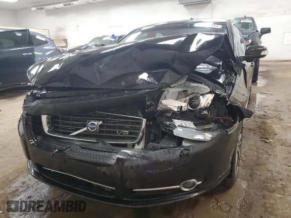 ✅ 2008 Volvo S80 V8 • VIN: YV1AH852681078689 • Lot: 59257144. Listed on Copart with 152,957 mi. Free auction sales archive from the USA and detailed vehicle history report at DreamBid. Image 5.