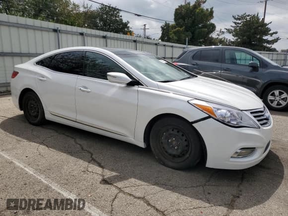 ✅ 2013 Hyundai Azera • VIN: KMHFH4JG8DA330471 • Лот: 70114735. Опубликован ранее на Copart с пробегом 107 874 миль. Бесплатный доступ к архиву аукционных продаж из США и подробный отчёт об истории автомобиля на DreamBid. Изображение 4.