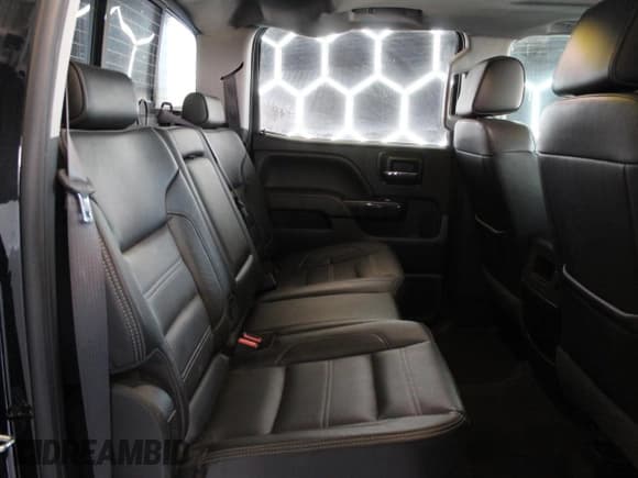 ✅ 2016 GMC Sierra 3500HD Denali • VIN: 1GT42YE8XGF279036 • Лот: 67648935. Опубликован ранее на Copart с пробегом 86 920 миль. Бесплатный доступ к архиву аукционных продаж из США и подробный отчёт об истории автомобиля на DreamBid. Изображение 6.