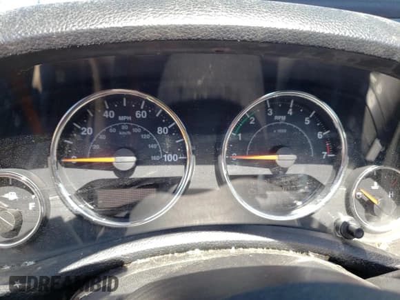 ✅ 2013 Jeep Wrangler Arctic • VIN: 1C4GJWBGXDL641542 • Лот: 48087533. Опубликован ранее на Copart с пробегом Не указан. Бесплатный доступ к архиву аукционных продаж из США и подробный отчёт об истории автомобиля на DreamBid. Изображение 9.