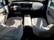 ✅ 2022 BMW iX xDrive50 • VIN: WB523CF05NCK62381 • Лот: 87127045. Опубликован ранее на Copart с пробегом 31 570 миль. Бесплатный доступ к архиву аукционных продаж из США и подробный отчёт об истории автомобиля на DreamBid. Изображение 8.