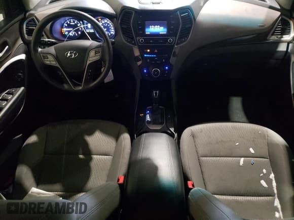 ✅ 2018 Hyundai Santa Fe 2.4L • VIN: 5XYZTDLB6JG553315 • Лот: 38539414. Опубликован ранее на Copart с пробегом 138 433 миль. Бесплатный доступ к архиву аукционных продаж из США и подробный отчёт об истории автомобиля на DreamBid. Изображение 8.